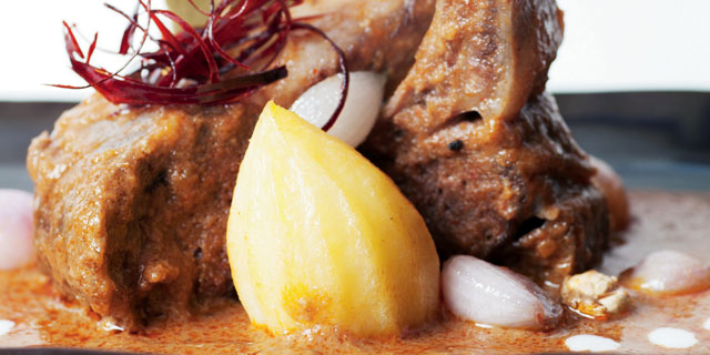 Gaeng Massaman Gae (massaman curry with lamb)