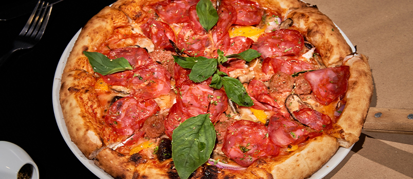 Kindee Pizzeria & Steakhouse, 