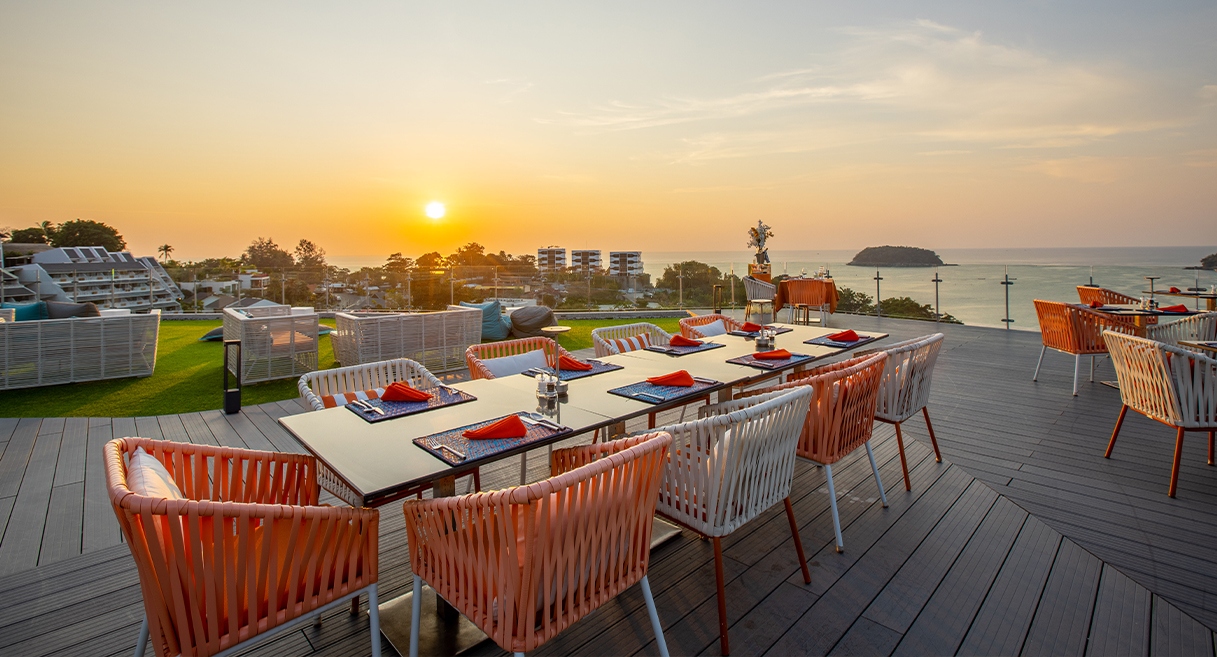 Twilight Sky Restaurant & Bar