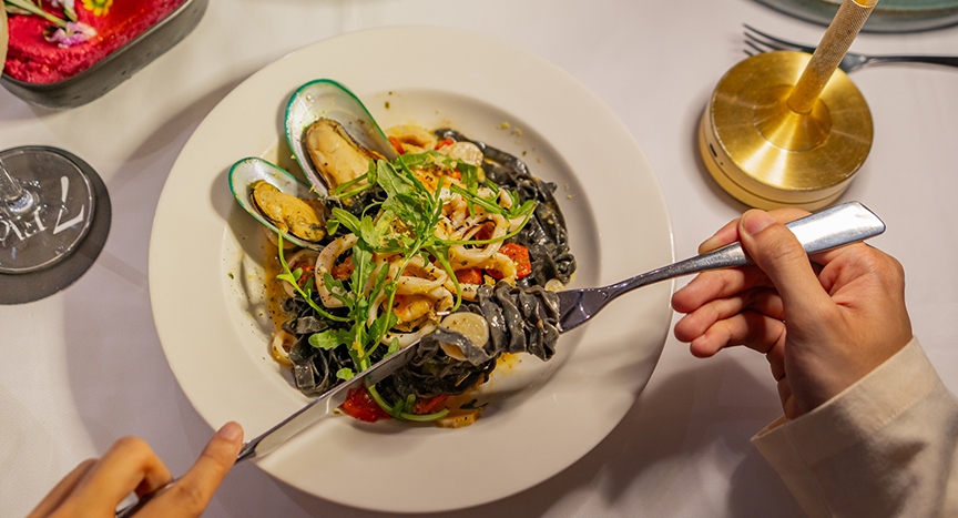 7th Floor Restaurant & Bar