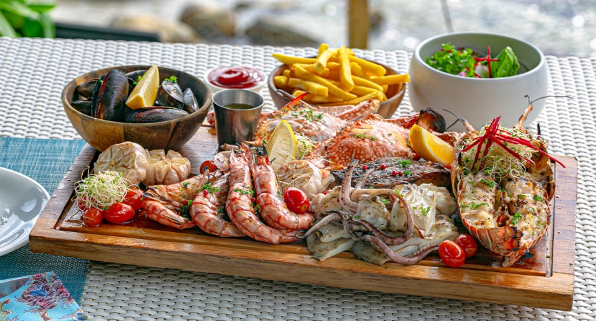 Sea Salt Lounge & Grill