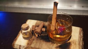 Cocktail Rivet style