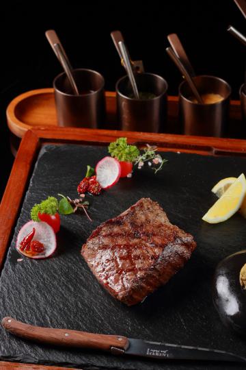 PLUM Prime Steakhouse