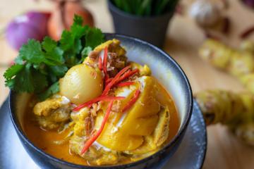 Baithong Thai & Seafood Restaurant