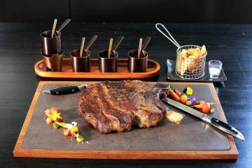 PLUM Prime Steakhouse