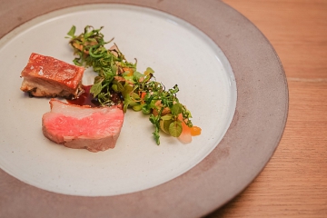 Baby lamb and spring vegetables