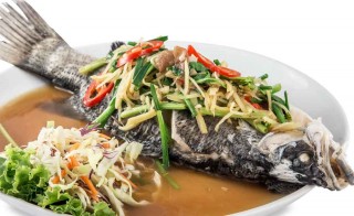 Steamed fish in sauce