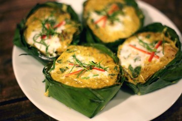 Homok
- Steamed fish in red curry custard
