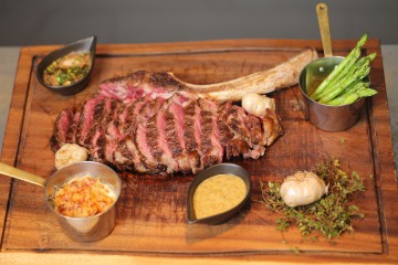 Australian Tomahawk Black Angus