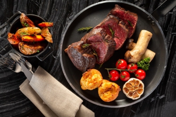 Sears & Co&nbsp;Bar and Grill